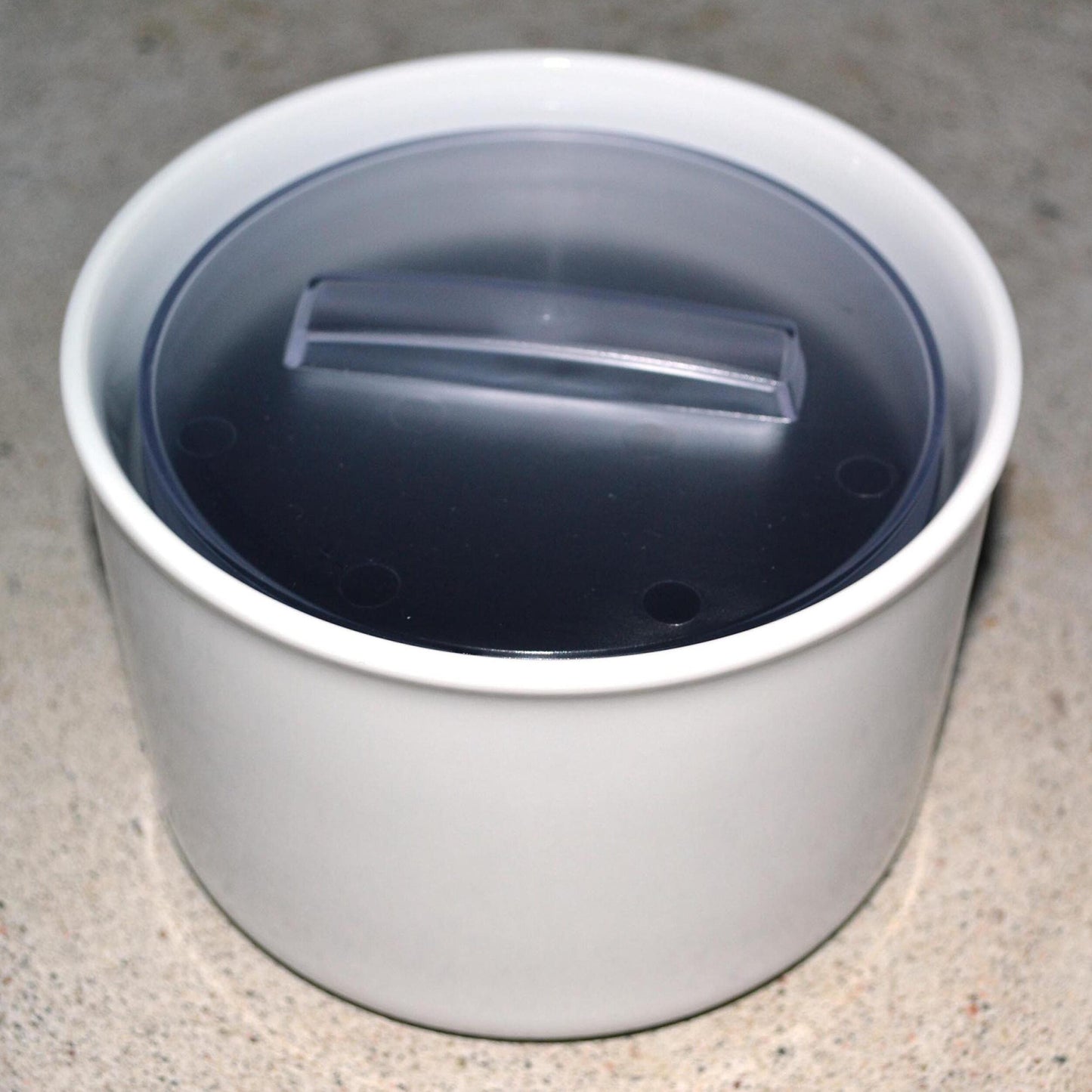 Hardanger bunadskrin porselen